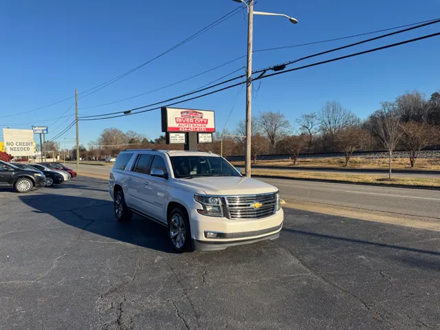 2016 Chevrolet Suburban LTZ's photo