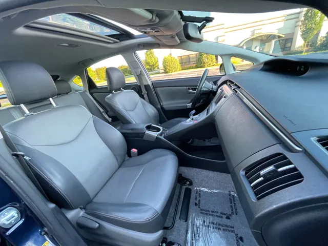 2014 Toyota Prius Four - Photo 25