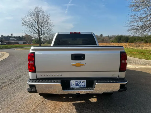 2019 Chevrolet Silverado 1500 LD LT - Photo 4