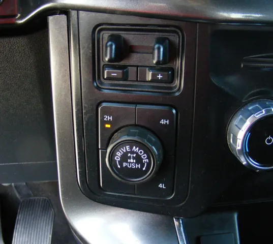 2023 Ford F-150 XLT - Photo 34