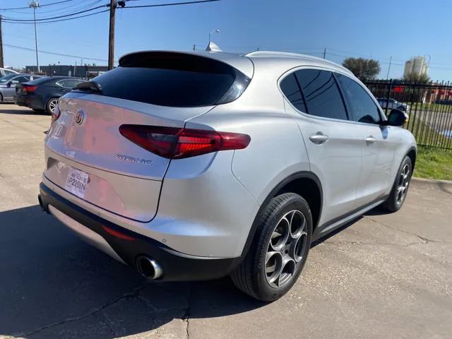 2018 Alfa Romeo Stelvio Base - Photo 7