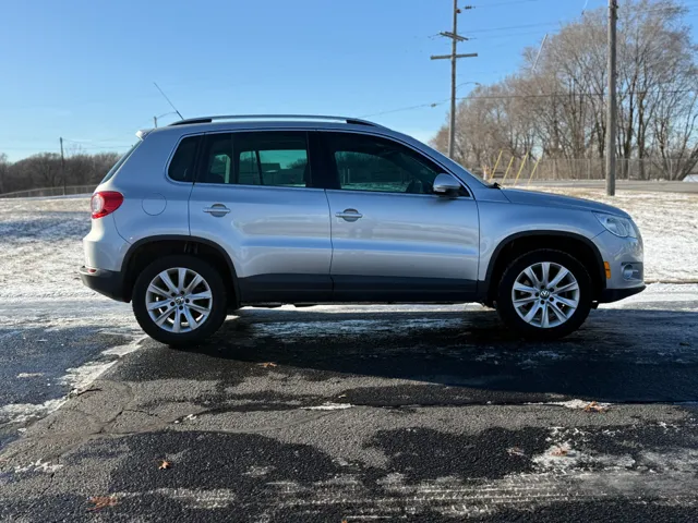 2010 Volkswagen Tiguan SEL - Photo 31