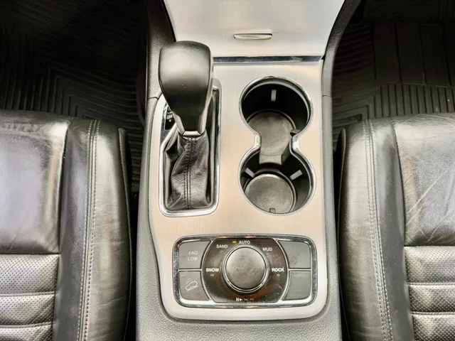 2018 Jeep Grand Cherokee Limited Sterling Edition - Photo 19