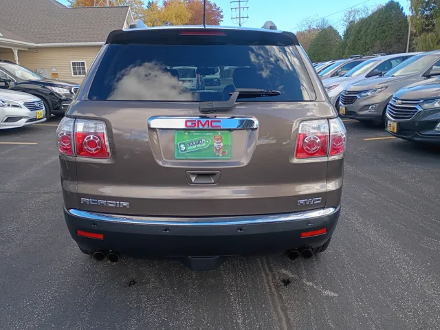 2012 Gmc Acadia SLE photo 2