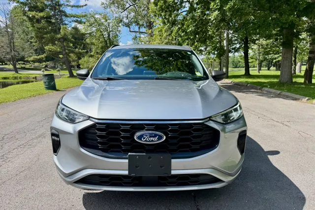 2023 Ford Escape ST-Line - Photo 8