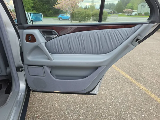 1999 Mercedes-Benz E-Class Base - Photo 16