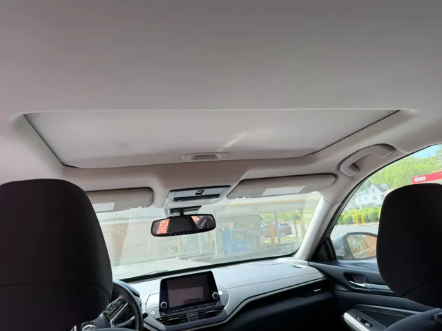 2019 Nissan Altima SV - Photo 17