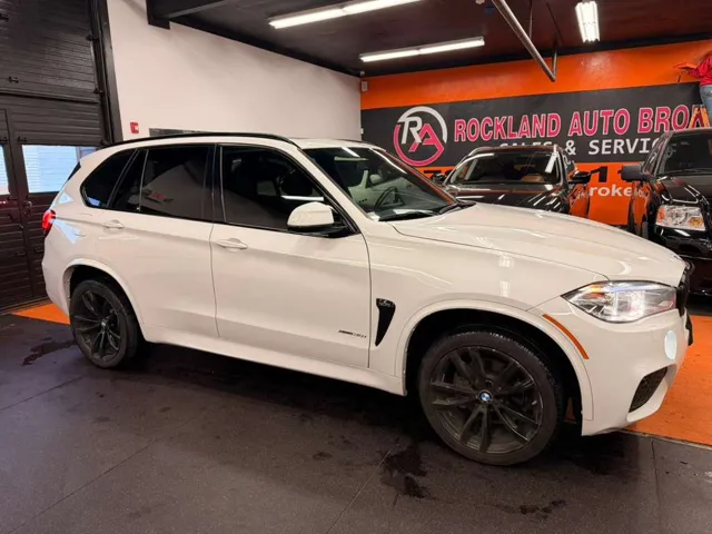 2017 BMW X5 xDrive35i's photo