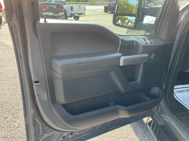 2018 Ford F-150 photo 13
