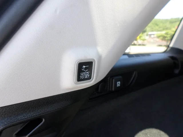 2023 Jeep Grand Cherokee Overland - Photo 81