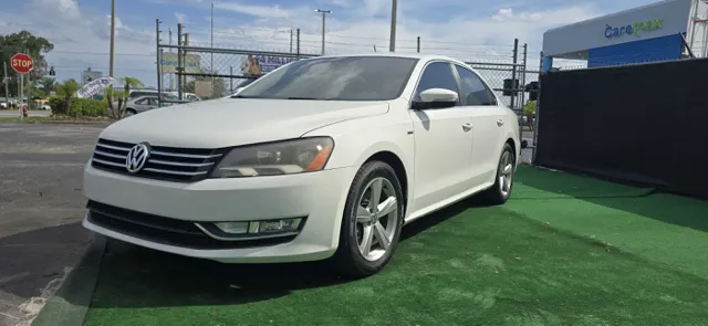2015 Volkswagen Passat 1.8T Limited Edition DSG's photo