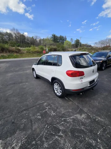 2014 Volkswagen Tiguan SE - Photo 7