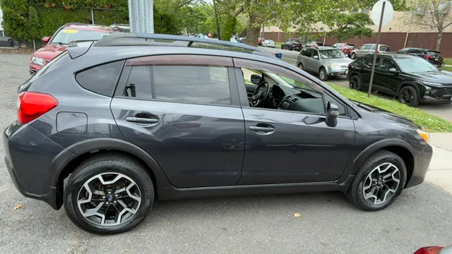 2016 Subaru Crosstrek 2.0i Limited CVT's photo