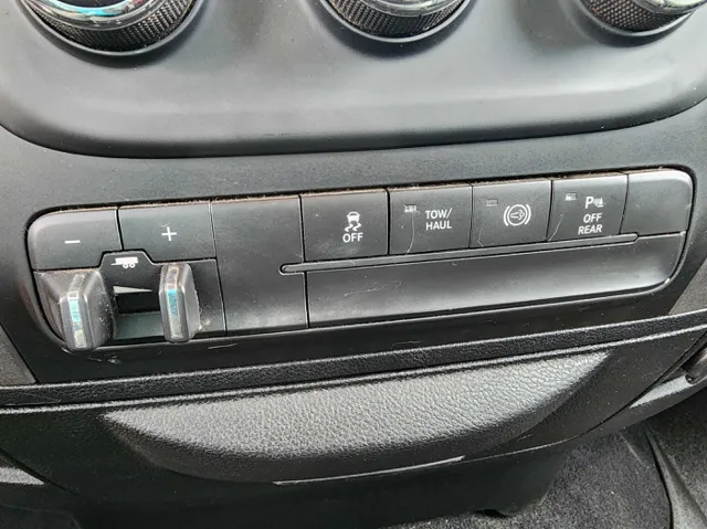 2018 Ram 3500 photo 25