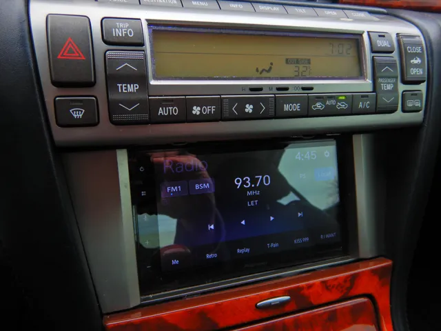 2004 Lexus SC 430 - Photo 19