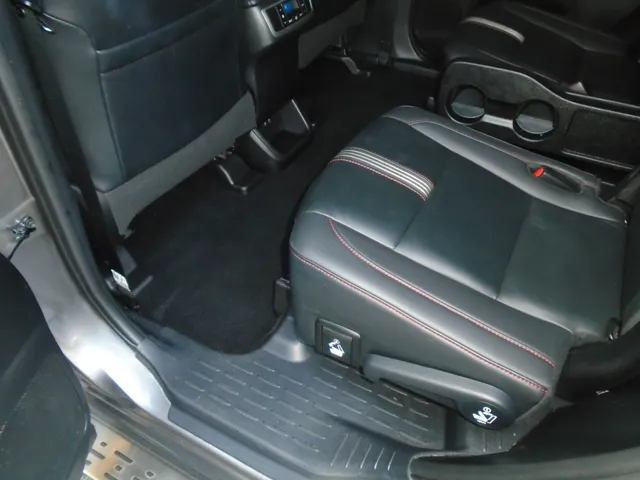 2019 Toyota Highlander SE - Photo 40