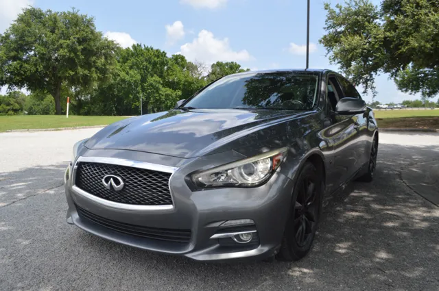 2015 INFINITI Q50 -'s photo