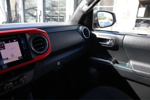 2017 Toyota Tacoma TRD Off Road - Photo 27