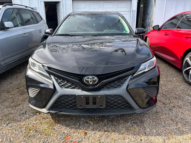 2019 Toyota Camry SE