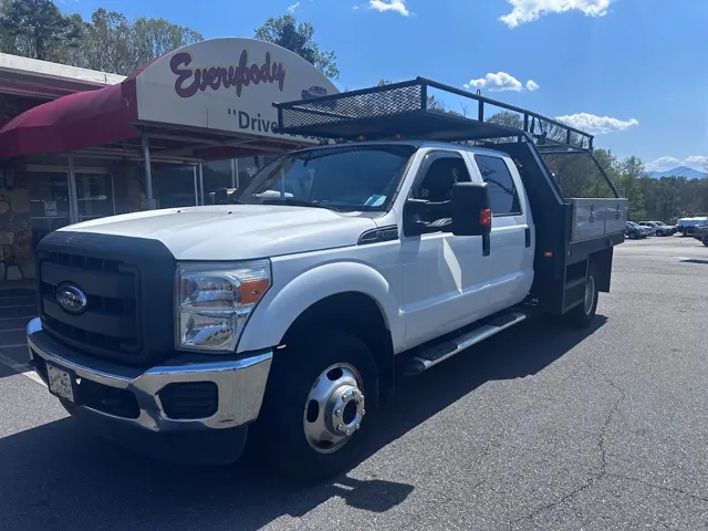2015 Ford F-350 Super Duty Chassis Cab