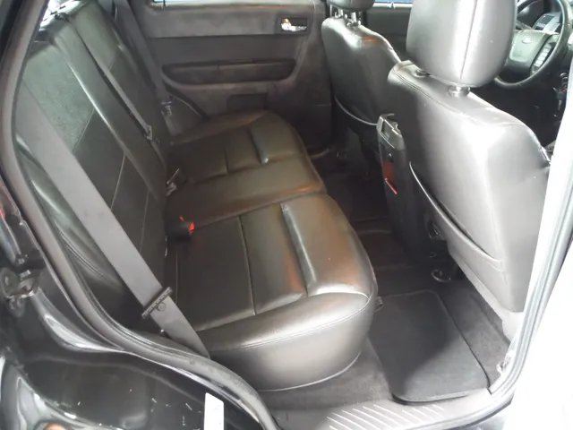 2011 Ford Escape Limited - Photo 9