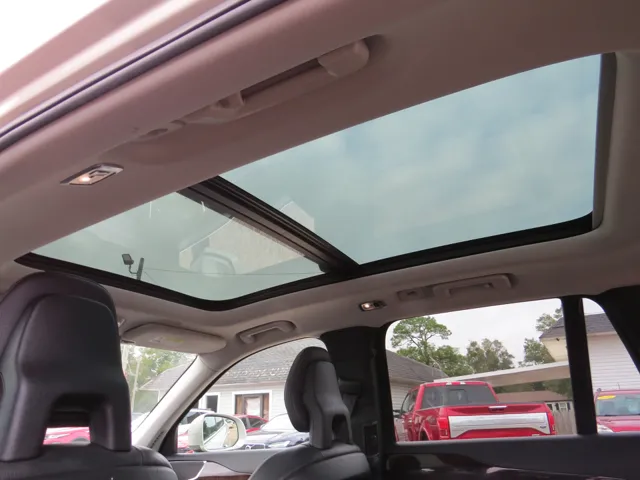 2016 Volvo XC90 Momentum - Photo 24