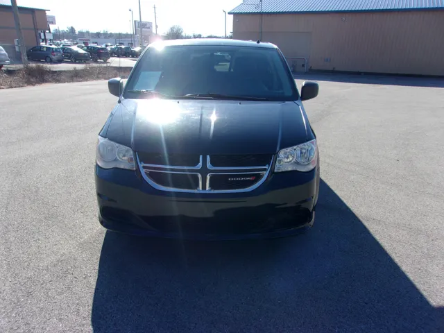 2018 Dodge Grand Caravan SE's photo