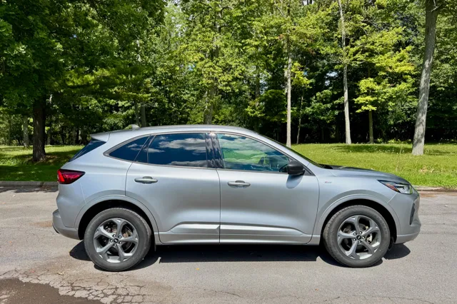 2023 Ford Escape ST-Line - Photo 6
