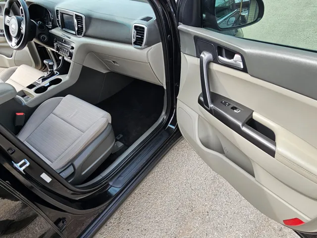 2019 Kia Sportage LX - Photo 19