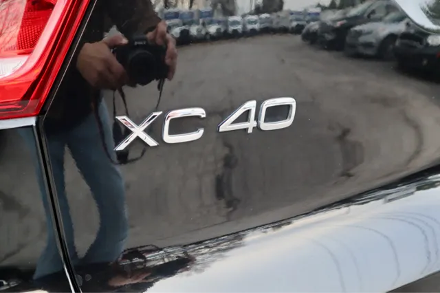 2020 Volvo XC40 Momentum - Photo 9