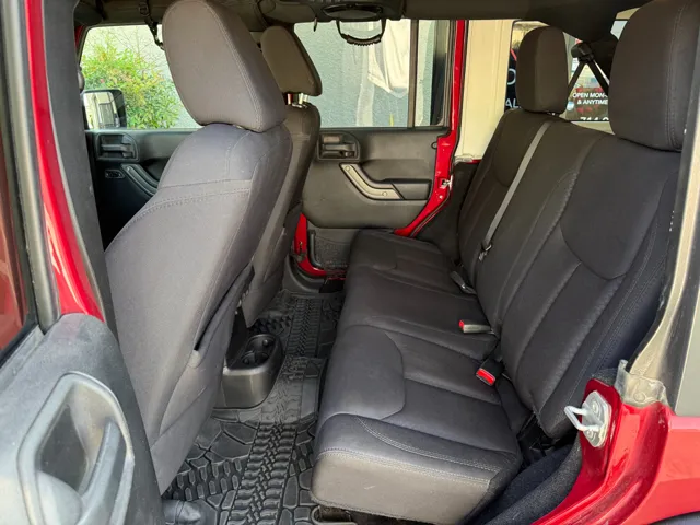 2013 Jeep Wrangler Unlimited - Photo 18