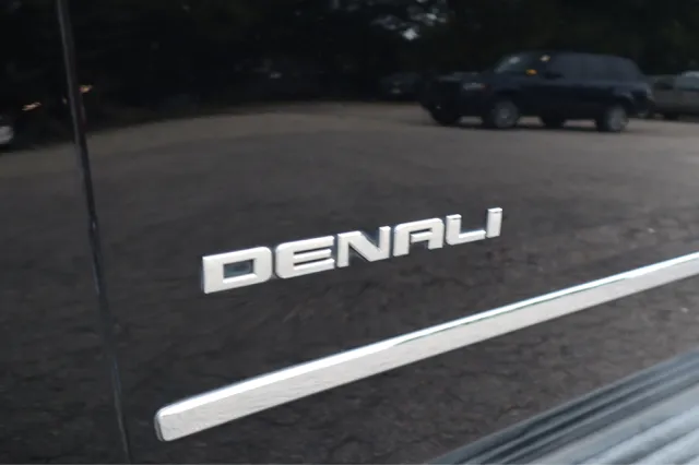 2015 Gmc Yukon Denali XL photo 8