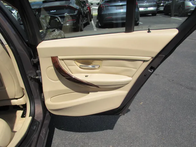2013 BMW 3 Series 328i - Photo 27