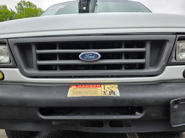 2005 Ford Econoline Van Commercial - Photo 104