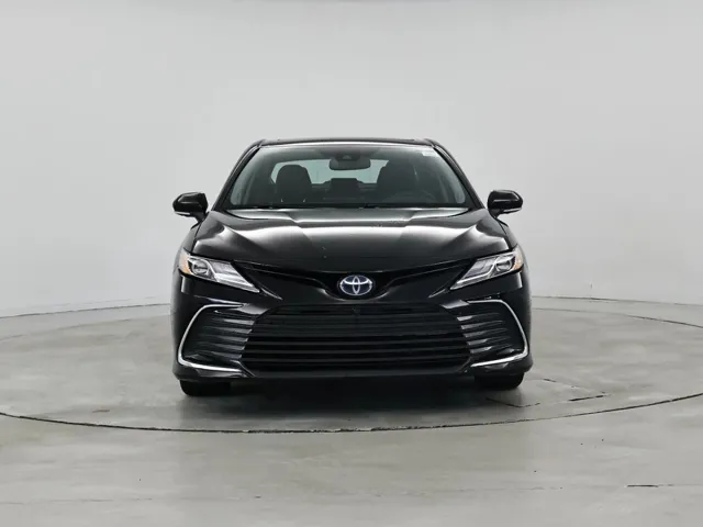 2018 Toyota Camry XLE's photo