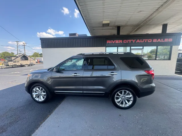 2015 Ford Explorer Limited - Photo 8