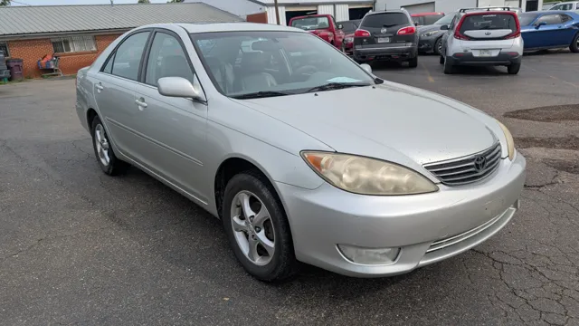 2006 Toyota Camry Standard