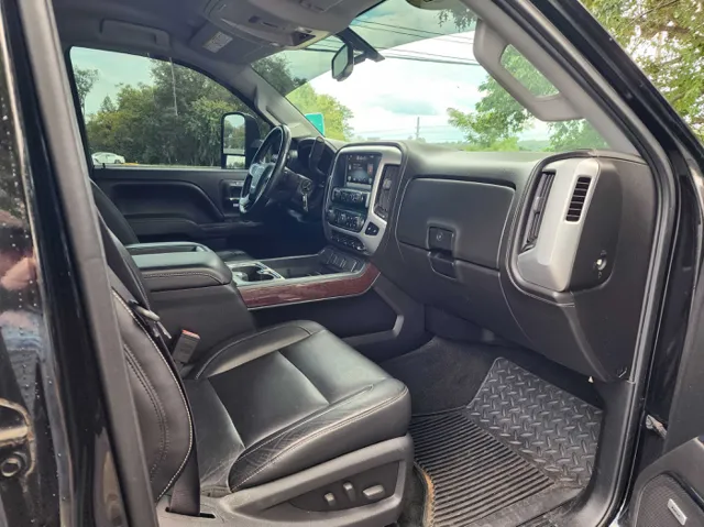 2015 Gmc Sierra SLT photo 16