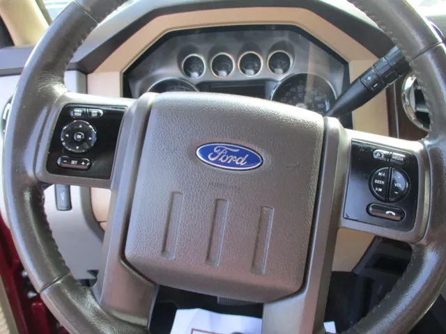 2015 Ford F-250 Lariat photo 14