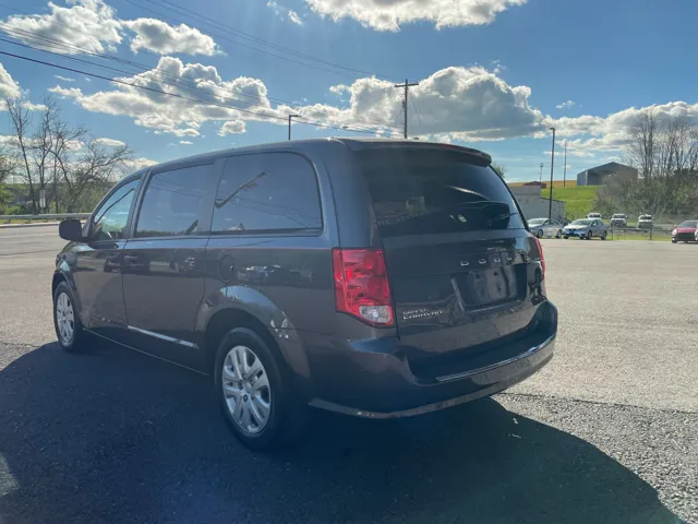 2019 Dodge Grand Caravan SE - Photo 4