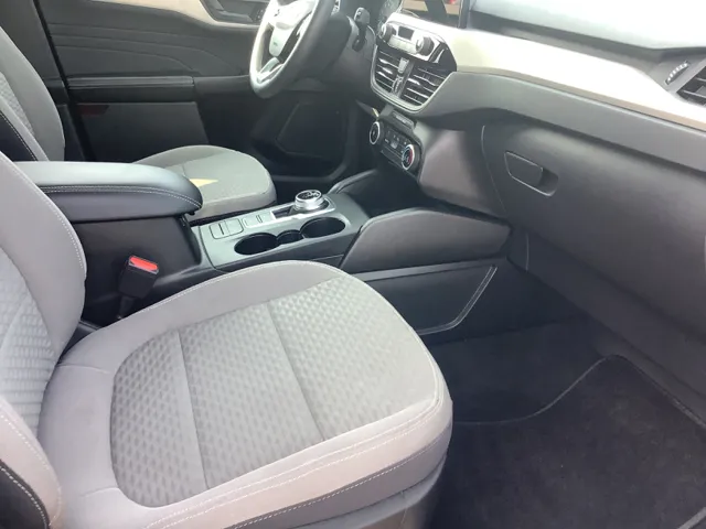 2022 Ford Escape SE - Photo 17