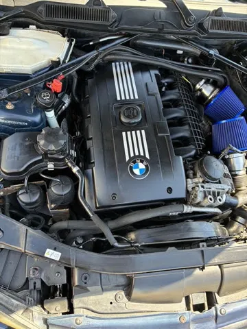 2010 BMW 3 Series 335i - Photo 18