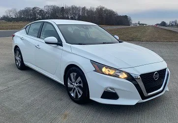 2022 Nissan Altima S's photo