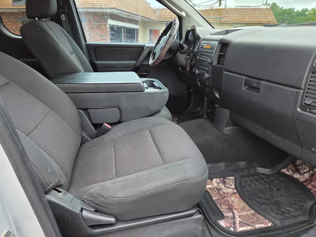 2008 Nissan Titan SE - Photo 7