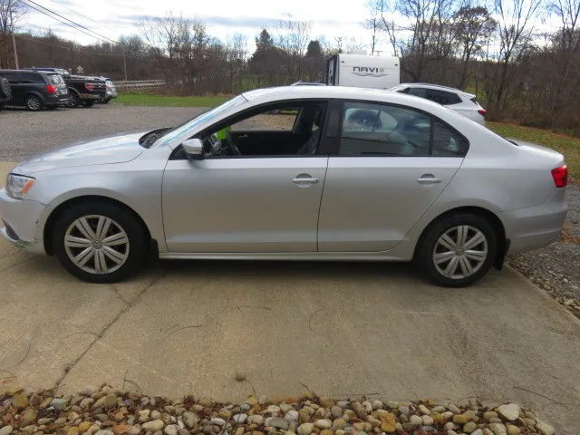 2014 Volkswagen Jetta SE photo 3