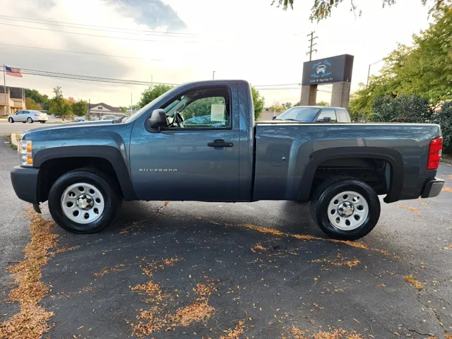 2012 Chevrolet Silverado Work Truck Base photo 3