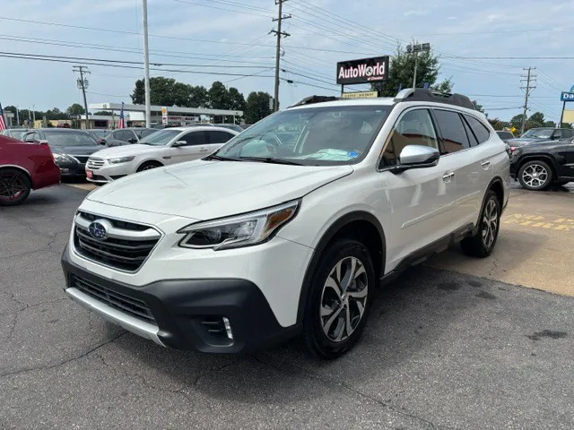 2022 Subaru Outback Touring AWD photo