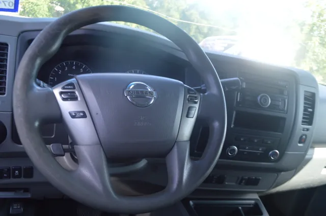 2013 Nissan NV Cargo SV - Photo 12