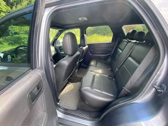 2009 Ford Escape XLT photo 20