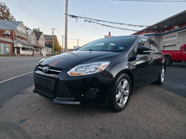 2014 Ford Focus SE's photo